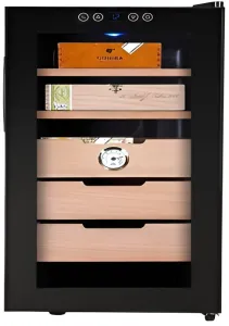 Cigar humidor