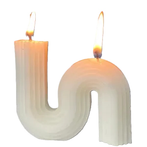 Curved Geometric Candle “S-Shape”