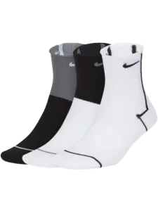 Nike Everyday Plus Lightweight Women Lifestyle Sock Multicolor