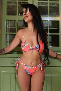 Tropical - Two Pieces Set Swimsuit with a Knot Detail - Orange Floral