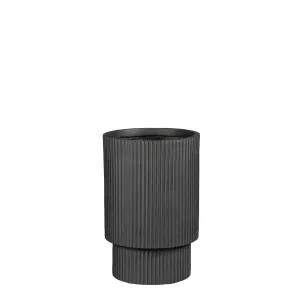 Quito Round Fluted Planter with Drainage Holes