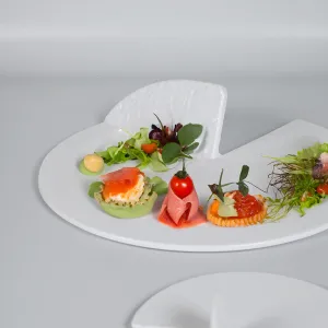 Melamine Serving Plate Moon-Inspired White Ã˜22/Ã˜28 cm