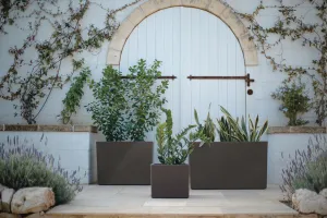 MATELICA FLOWERPOT Rectangular Resin Planter 100 x 35 x 61 cm Smoky Grey