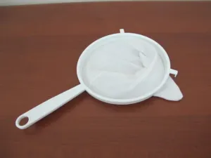 Plastic Strainer with Handle for Labneh
