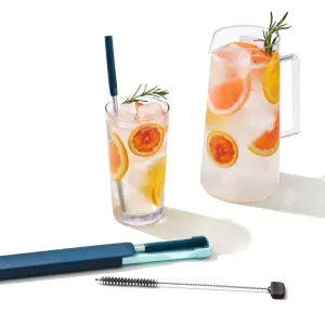 5 Piece Reusable Straw Set - Red/Grey
