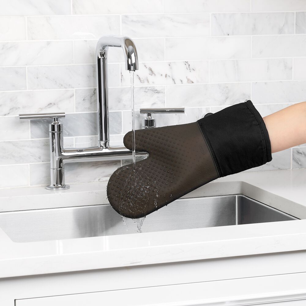 Silicone Oven Mitt Black