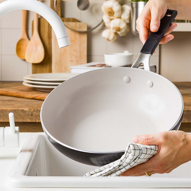 Kitchenaid CC009724-001 30 Cm Non-Stick Aluminum Frying Pan