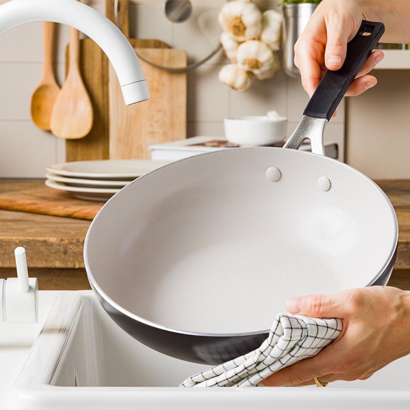 Kitchenaid CC010381-001 28 Cm Non-Stick Aluminum Wok Pan