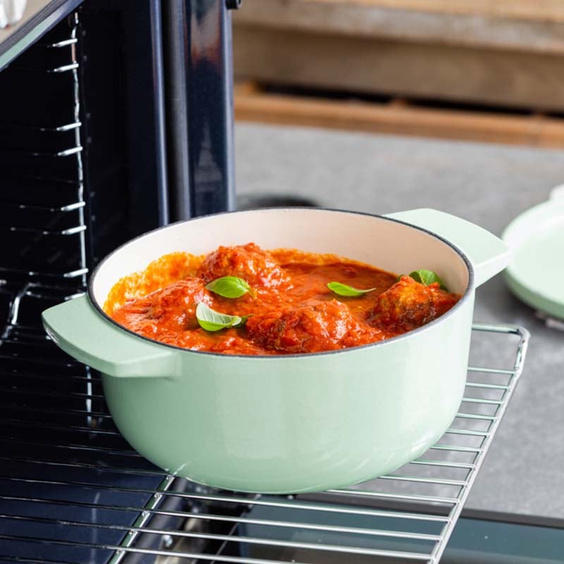 Kitchenaid CC007433-001 22 cm Cast Iron Casserole With Lid, Robust and Durable