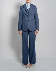 Single Breasted Blazer Featuring 1 Button and a Notch Lapel